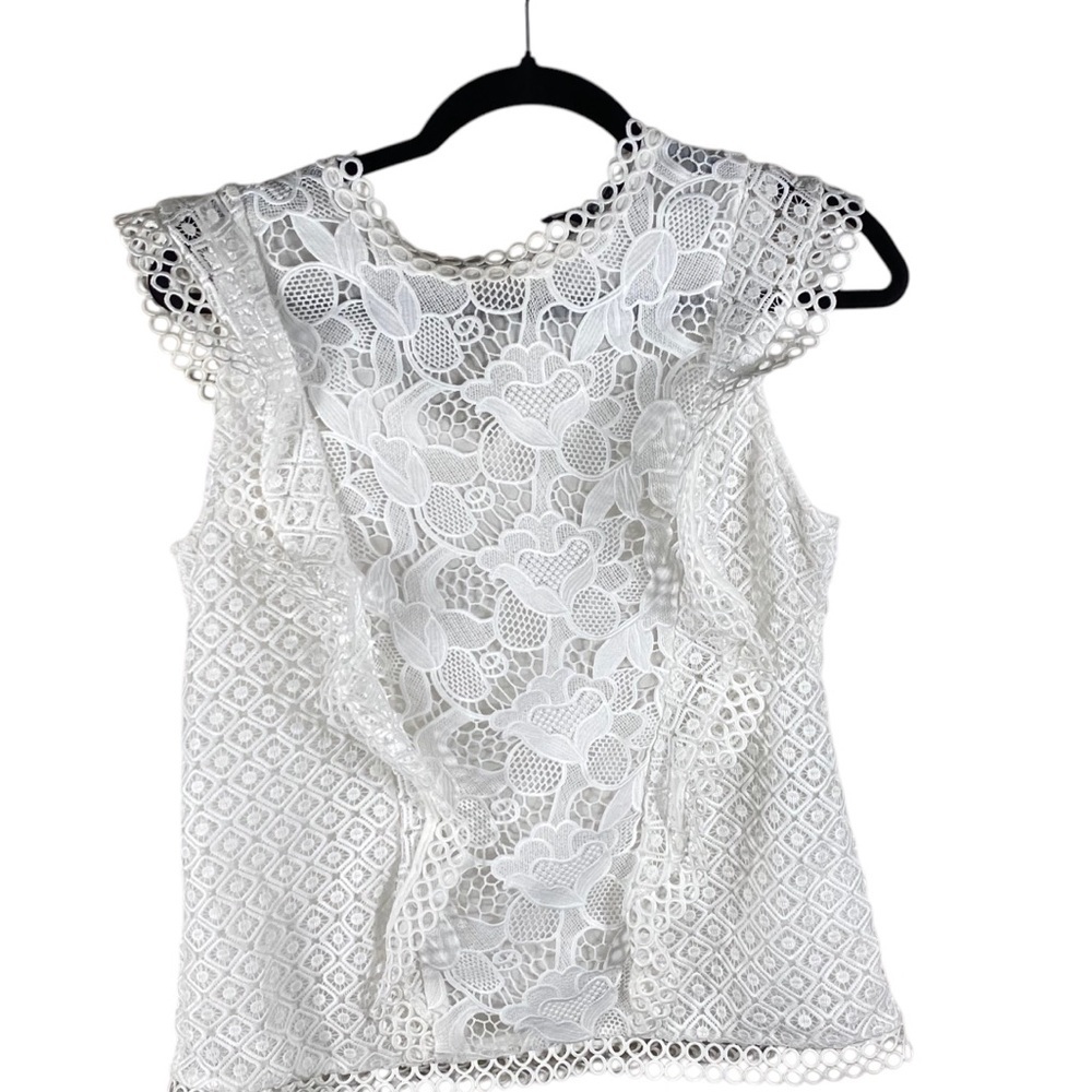 White House Black Market Lace Sleeveless Blouse w Ruffles White Sz 4